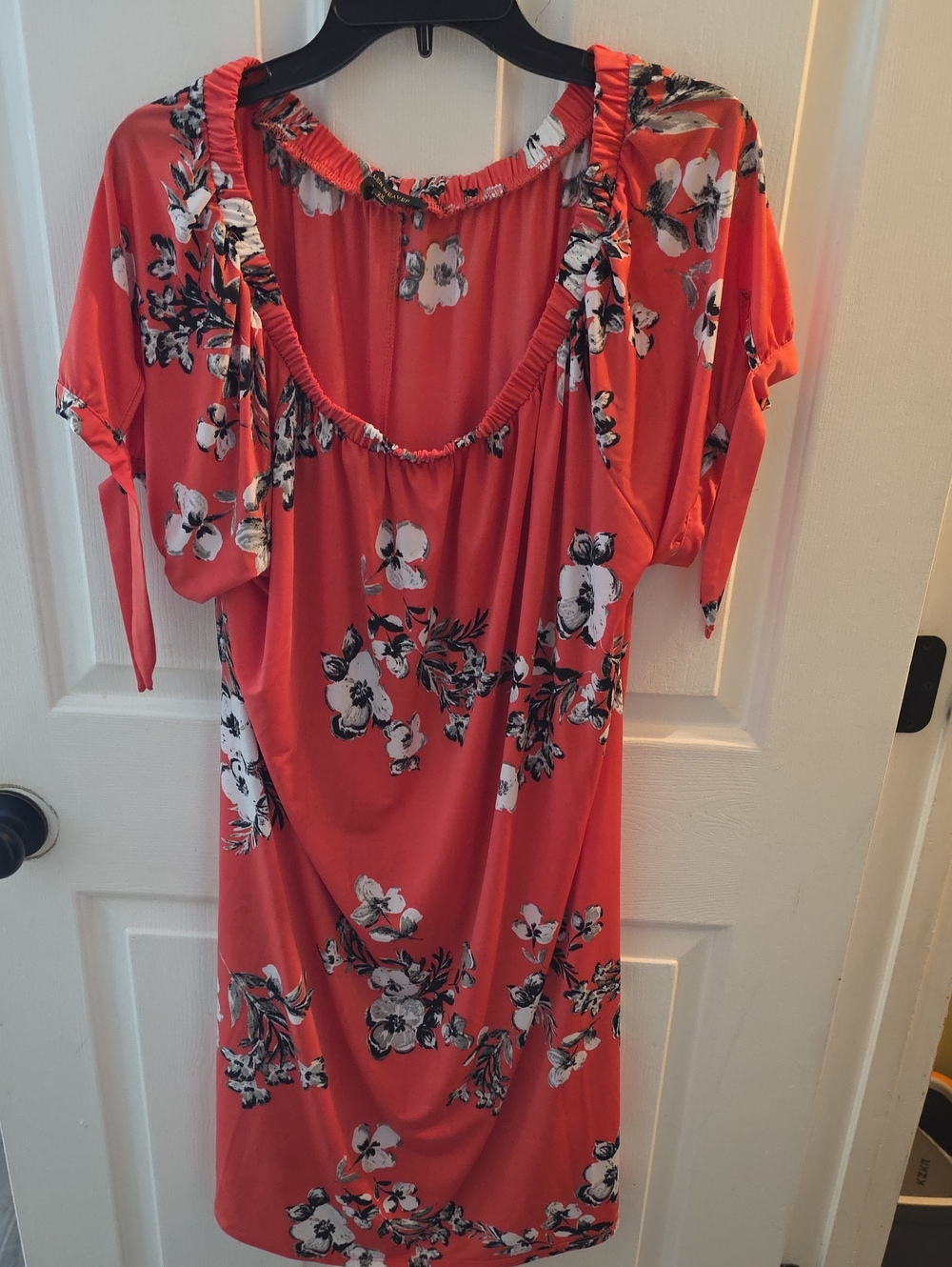 Coral Floral Midi Dress with Short Sleeves
